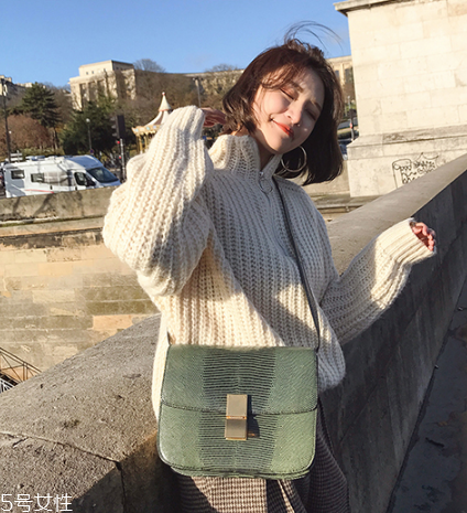 毛衣用冷水還是熱水洗？30度以?xún)?nèi)水溫為佳