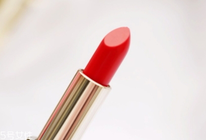 嬌蘭冰冰紅試色 嬌蘭鏡面口紅28vs嬌蘭25 嬌蘭冰冰紅試色 嬌蘭鏡面口紅28vs嬌蘭25