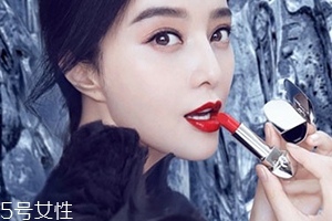 嬌蘭臻彩寶石唇膏25試色 嬌蘭25號口紅摯愛冰冰紅 嬌蘭臻彩寶石唇膏25試色 嬌蘭25號口紅摯愛冰冰紅