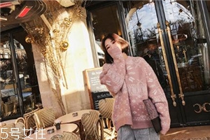 毛衣被蟲蛀了怎么辦？毛衣存放一定要注意