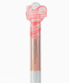 唇部打底膏是什么？涂好口紅必須打底