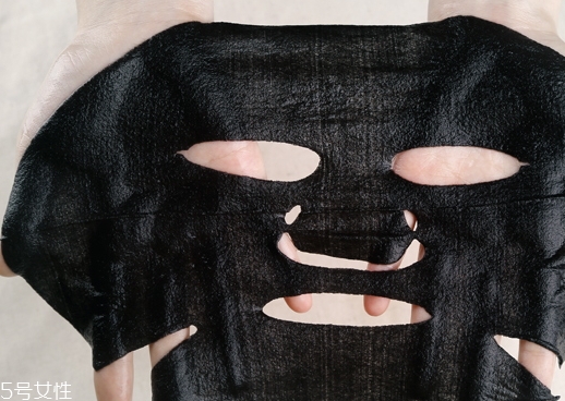 百雀羚三生花黑炭面膜多少錢？要洗嗎