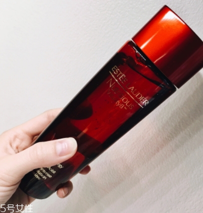 雅詩蘭黛紅石榴和雪花秀滋陰哪個(gè)好？