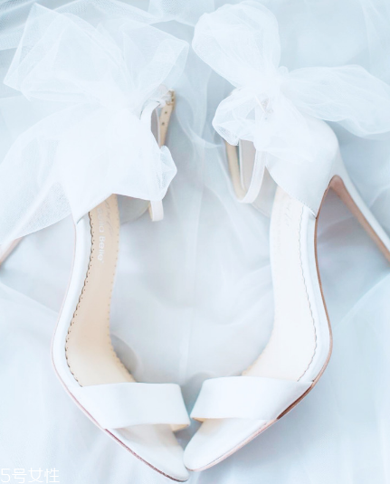 bella belle是什么檔次？千元級(jí)別的小眾婚鞋