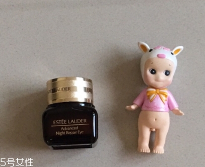 雅詩蘭黛和雪花秀眼霜哪個(gè)好？