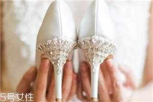 bella belle是什么檔次？千元級(jí)別的小眾婚鞋