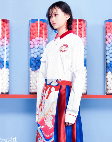 中國風衣服怎么搭配？帶你演繹傳統(tǒng)之美