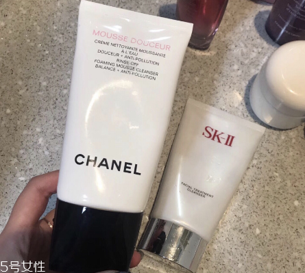 sk2氨基酸泡沫潔面乳霜好用嗎？最愛洗面奶