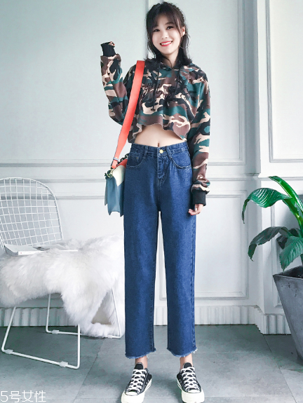 2022流行什么樣的牛仔褲？這些都是衣櫥必備