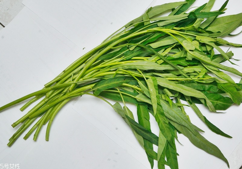 小蘇打洗菜能去農(nóng)藥殘留嗎 洗菜的6個小技巧 小蘇打洗菜能去農(nóng)藥殘留嗎 洗菜的6個小技巧