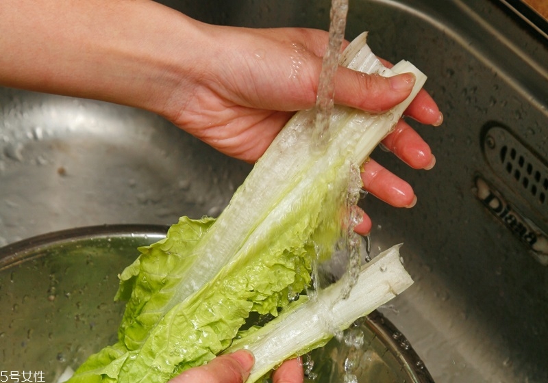 小蘇打洗菜能去農(nóng)藥殘留嗎 洗菜的6個小技巧 小蘇打洗菜能去農(nóng)藥殘留嗎 洗菜的6個小技巧