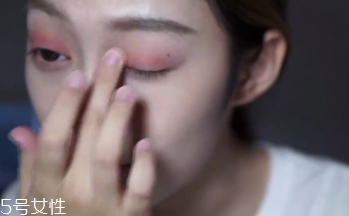 微醺桃花妝怎么化妝？簡(jiǎn)單步驟滿足爆棚少女心