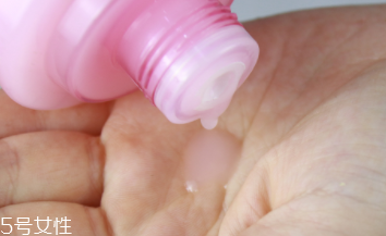 蘭蔻粉水適合什么年齡？只針對(duì)年輕肌底