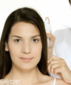 怎么根據(jù)臉型挑發(fā)型？5大臉型搭配完美發(fā)型