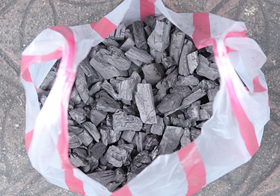 燒烤的木炭怎樣引燃 不敗的生火3步驟 燒烤的木炭怎樣引燃 不敗的生火3步驟