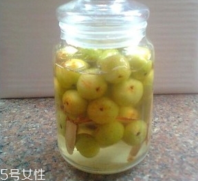 余甘子怎么吃？腌制風(fēng)味最佳