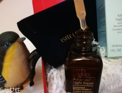 雅詩蘭黛適合痘痘肌嗎？