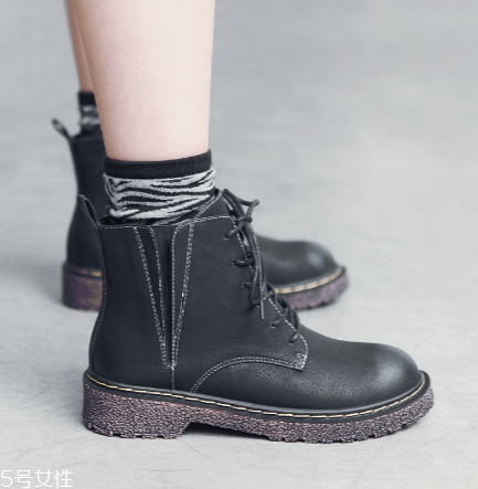 2018流行什么款式馬丁靴？自帶酷girl屬性