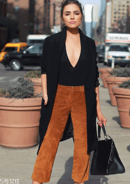 上班族背什么包包好看？這三款讓你每天造型百變