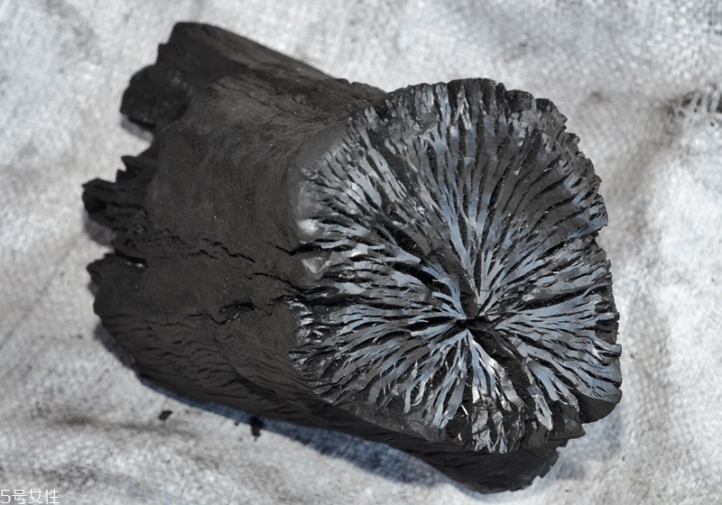 怎么用木炭生火 木炭生火技巧 怎么用木炭生火 木炭生火技巧