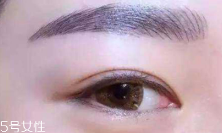 為什么明星都不紋眉？不能隨意趕潮流