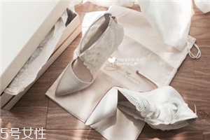 vince camuto是什么牌子？氣質(zhì)型高跟鞋品牌