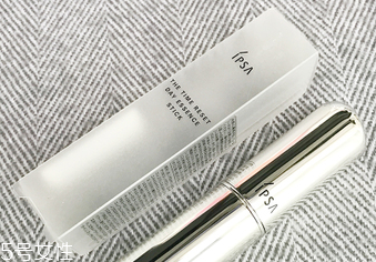 2018情人節(jié)送女友什么禮物？化妝品是不二選擇