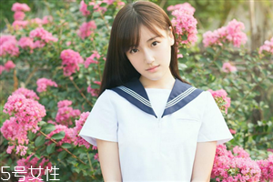 如何給唇部去死皮？雙唇變得自然剔透