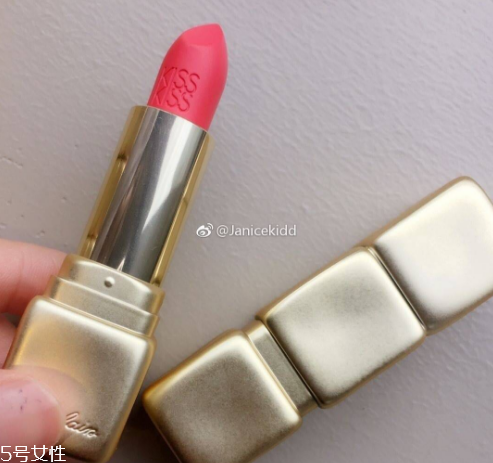 嬌蘭親親金管啞光唇膏哪個色好看？金管啞光霧面唇膏