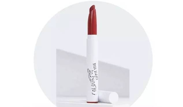 素顏適合什么顏色口紅？增添氣色又顯白