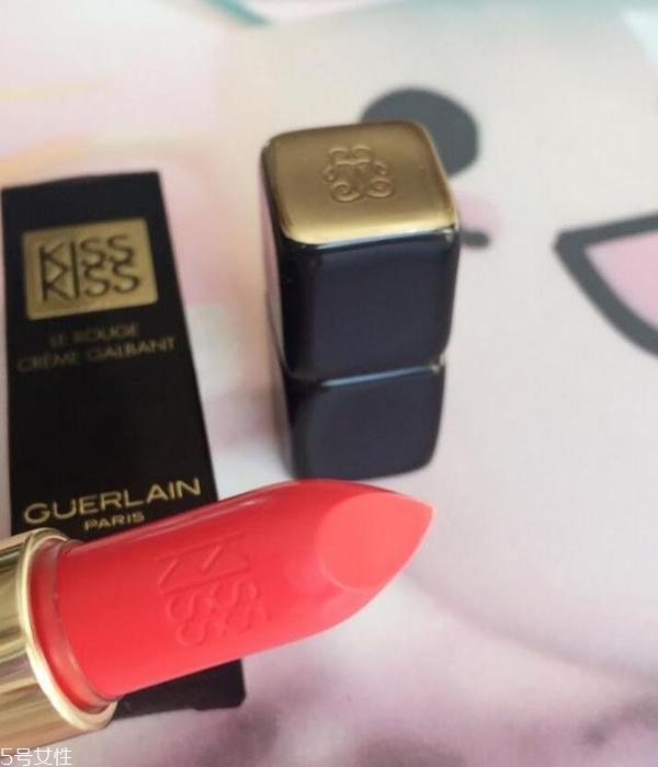 素顏適合什么顏色口紅？增添氣色又顯白