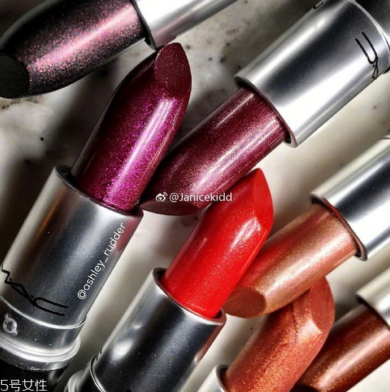 mac金屬色口紅色號有哪些？讓你整個妝容與眾不同