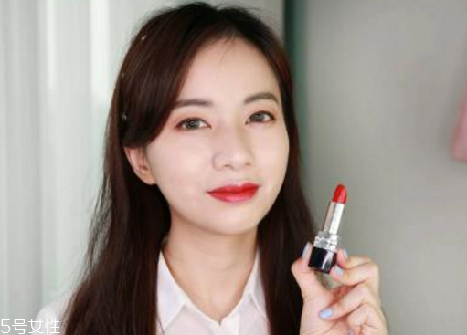 素顏適合什么顏色口紅？增添氣色又顯白