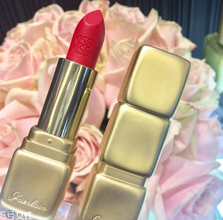 嬌蘭親親金管啞光唇膏哪個色好看？金管啞光霧面唇膏
