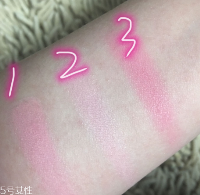 拜年妝適合什么唇色？這些口紅美出新氣色