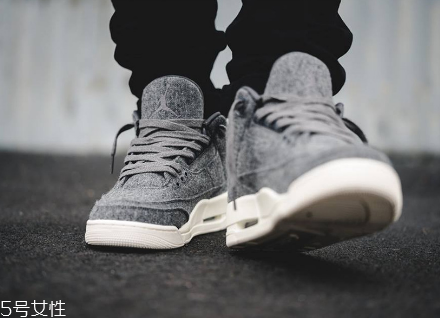 運(yùn)動(dòng)鞋可以配牛仔褲嗎？學(xué)會(huì)搭配特別有范兒