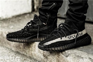 運(yùn)動(dòng)鞋可以配裙子嗎？打造時(shí)尚運(yùn)動(dòng)風(fēng)