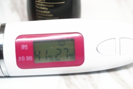 雅詩蘭黛精華液怎么樣 為大家做一個評測 雅詩蘭黛精華液怎么樣 為大家做一個評測