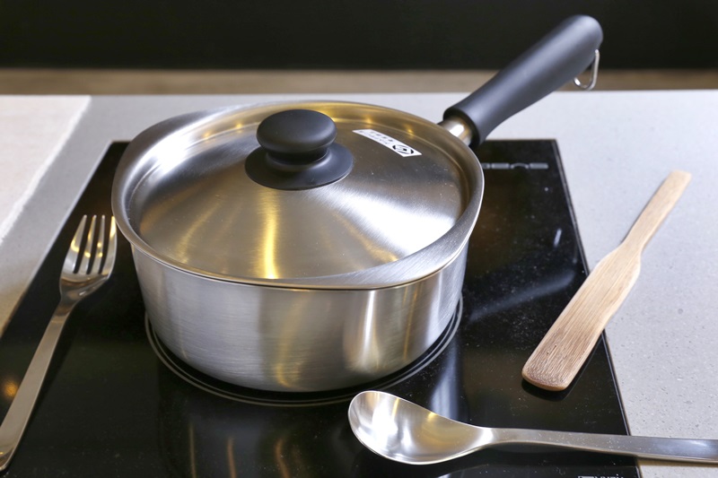 不銹鋼鍋第一次用怎么處理 必學的開鍋養(yǎng)鍋技巧 不銹鋼鍋第一次用怎么處理 必學的開鍋養(yǎng)鍋技巧