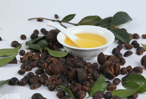 茶油為什么會(huì)變白 建議不要食用 茶油為什么會(huì)變白 建議不要食用