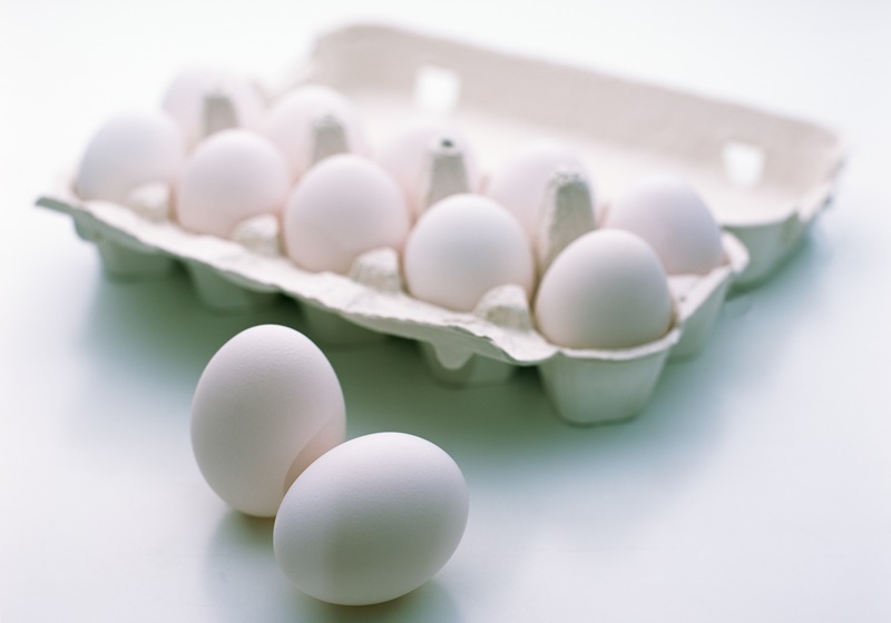 蛋黃顏色越深越好嗎 營養(yǎng)價(jià)值不一定高 蛋黃顏色越深越好嗎 營養(yǎng)價(jià)值不一定高