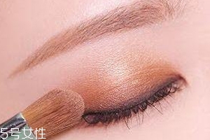 大地色眼影怎么配色？用好大地色百搭又時尚