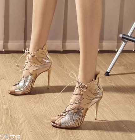 casadei是什么牌子？意大利美腿神器