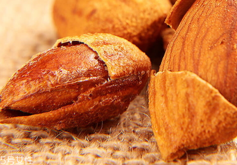 巴旦木什么人不能吃 以下幾類(lèi)人群不宜食用