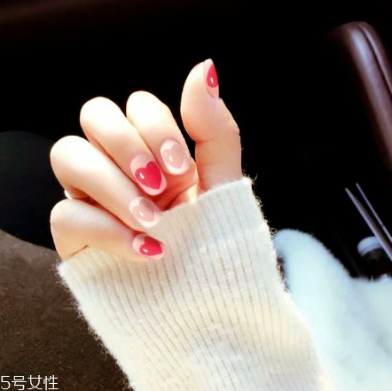 ins風(fēng)新年美甲合集 讓你整個新年美美噠 ins風(fēng)新年美甲合集 讓你整個新年美美噠