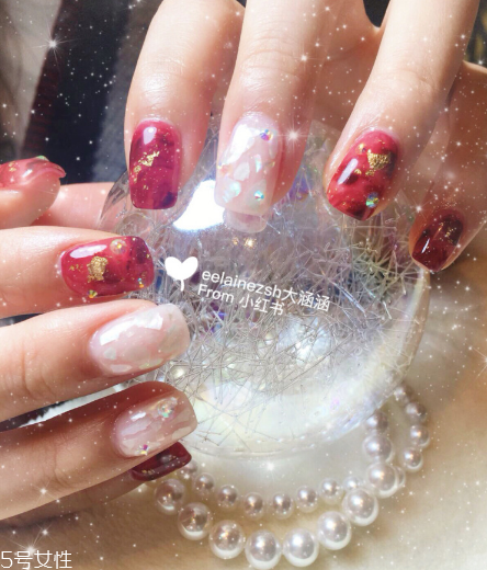 ins風(fēng)新年美甲合集 讓你整個新年美美噠 ins風(fēng)新年美甲合集 讓你整個新年美美噠