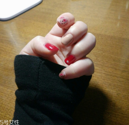 2018新年美甲款式 適合新年的美甲 2018新年美甲款式 適合新年的美甲