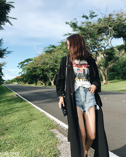 風(fēng)衣什么顏色好看？不同顏色不用風(fēng)采