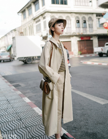 風(fēng)衣什么顏色好看？不同顏色不用風(fēng)采