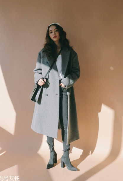 長(zhǎng)靴怎么搭配顯高？輕松穿出大長(zhǎng)腿